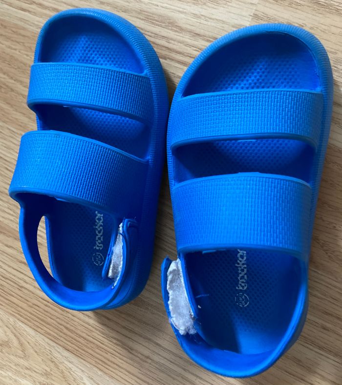 Sandales bleues - Pointure 24 / 25 - photo numéro 8