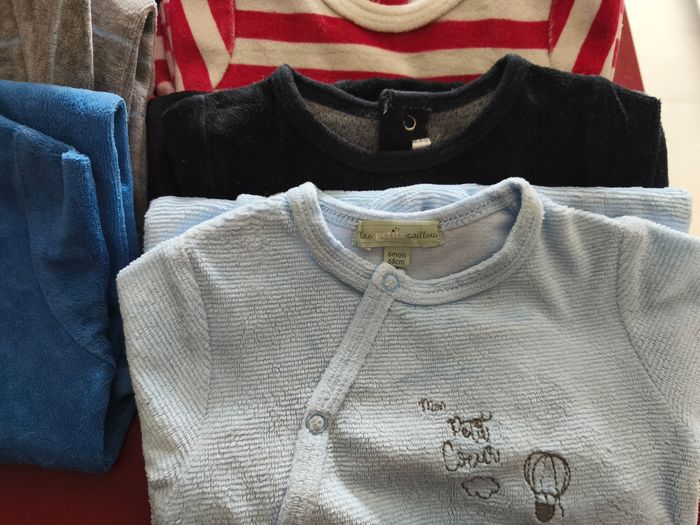Lot de pyjamas - photo numéro 2