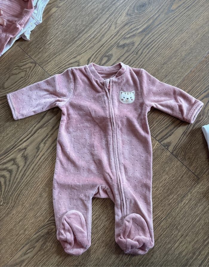 Lot de pyjamas 1 mois - photo numéro 7