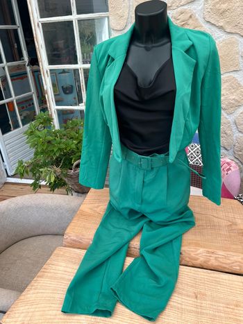 Ensemble tailleur M 38 L 40 made un italy vert blazer veste pantalon chino taille haute ceinture