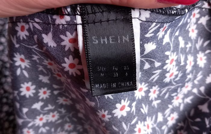 Robe à fleurs manches courtes taille 38 - photo numéro 6