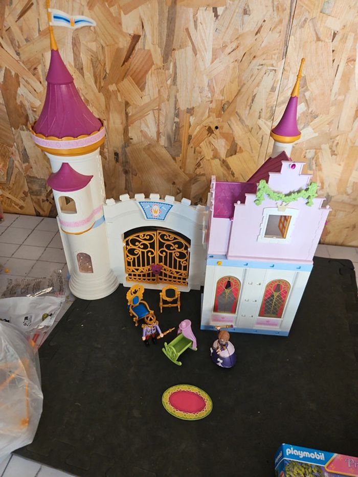 Chateau playmobil princesse