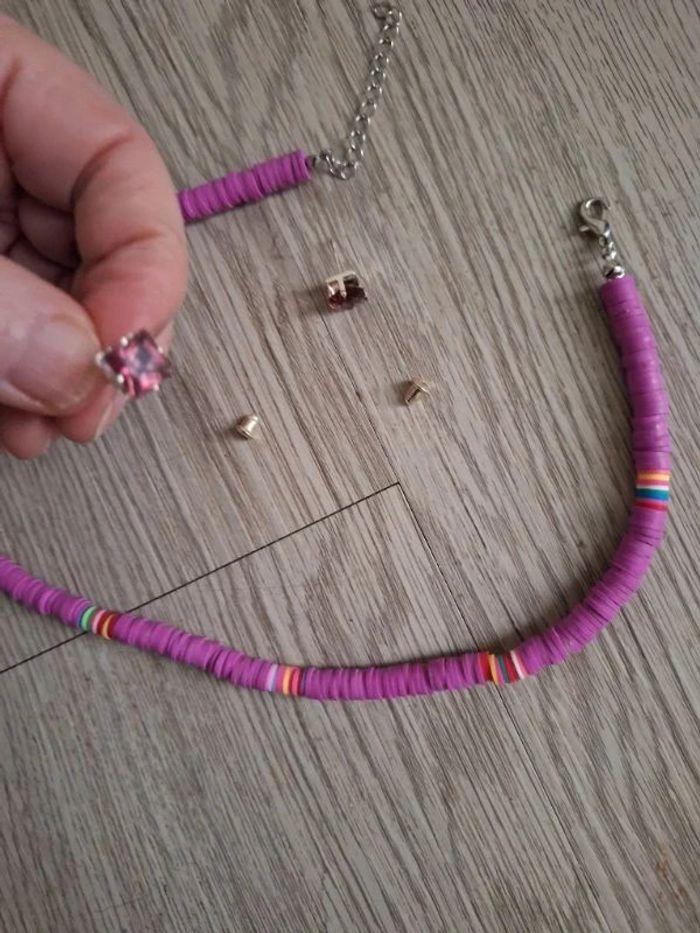 Collier et 1 paire de boucles d'oreilles neuf - photo numéro 5