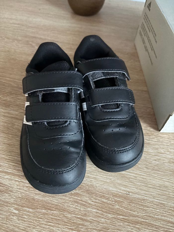 Basket basse noir adidas breaknet taille 26 garçon - photo numéro 3