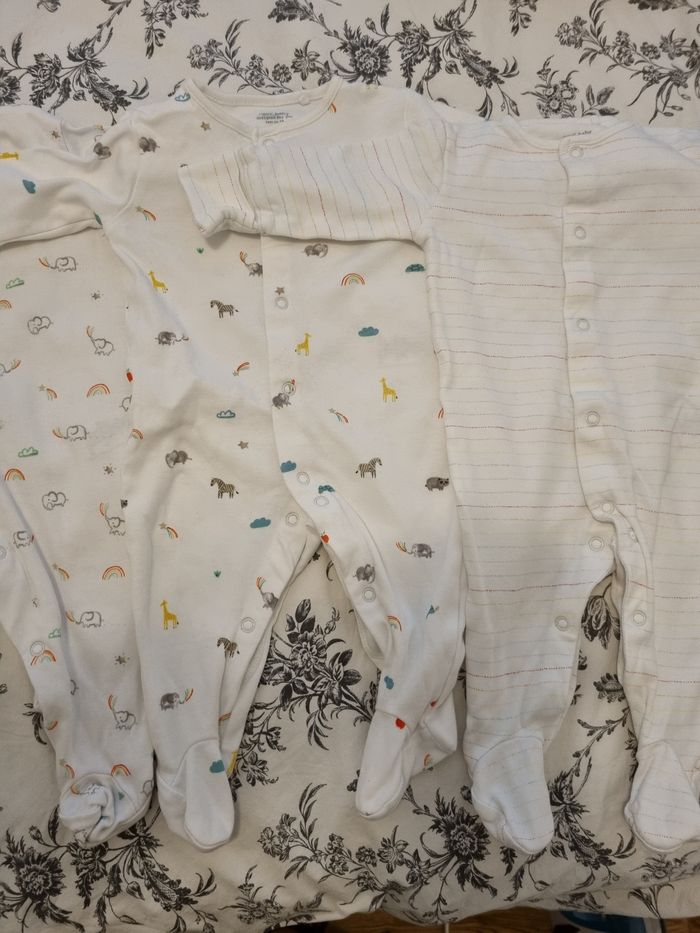 Lot 3 pyjamas - photo numéro 2