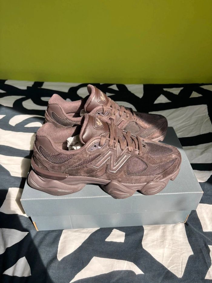New balance 9060 Marron • taille 40,5 - photo numéro 4