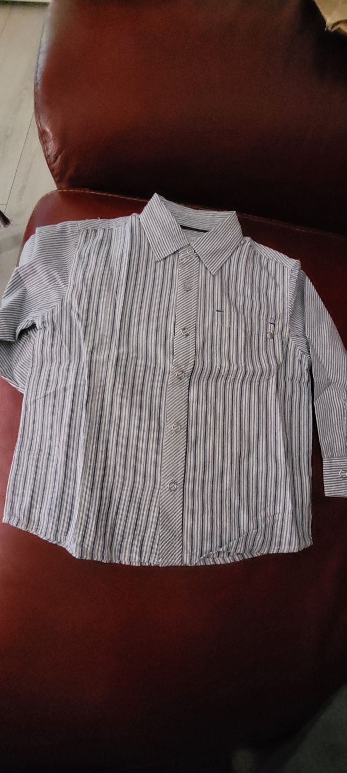 Lot vêtements 4 ans - photo numéro 9