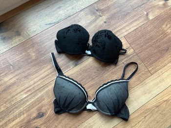 Lot 2 soutiens gorge  Etam 90 B  Rembourrés  Noir dentelle noeud velours