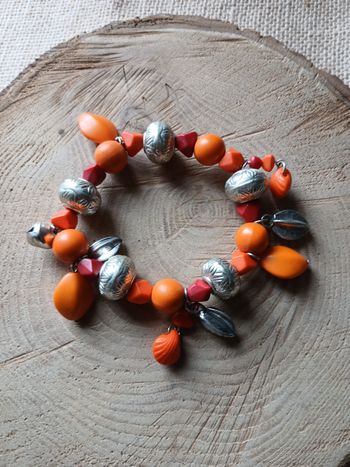 Bracelet élastique orange et argenté