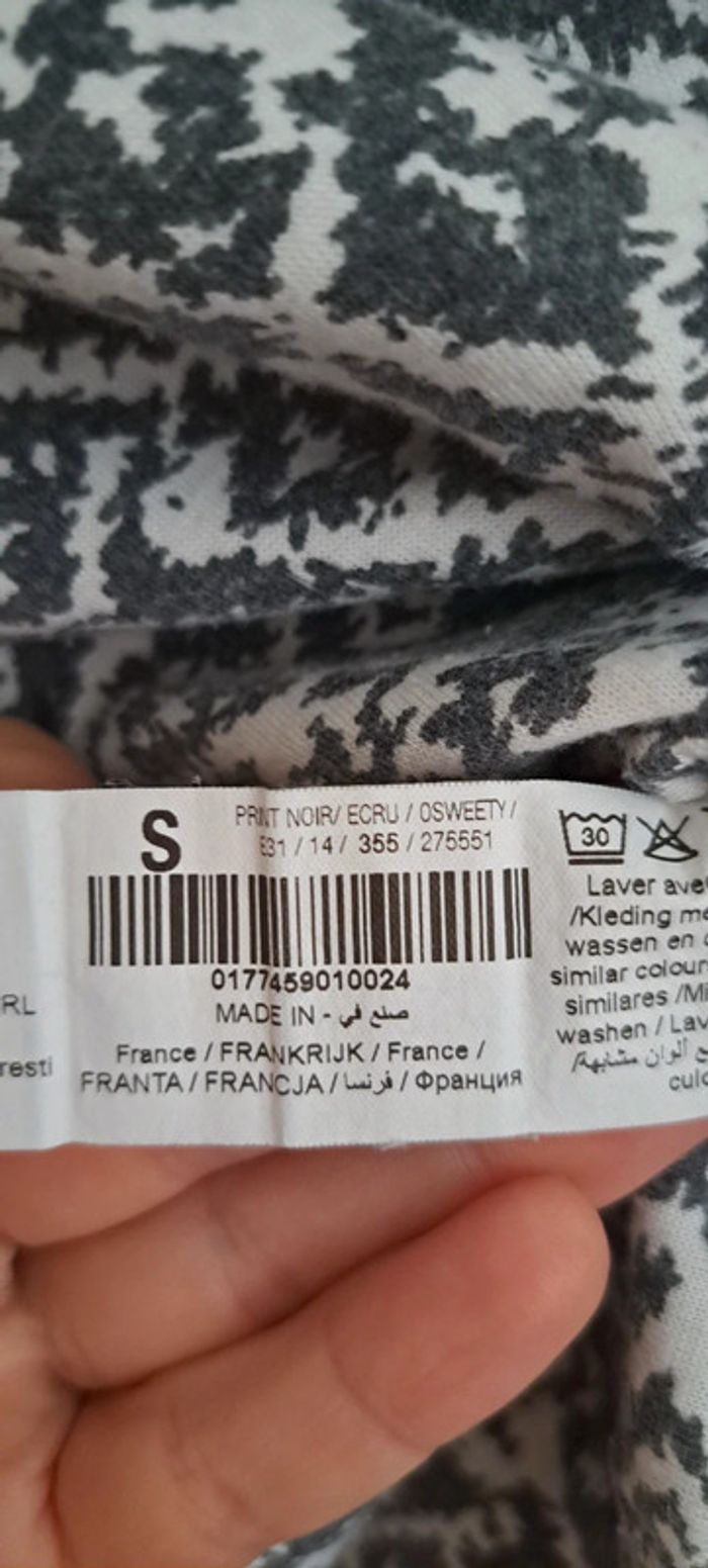 Robe grise et blanche - photo numéro 3