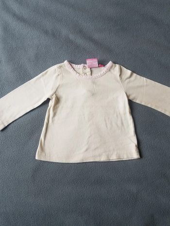 T-shirt taille 3 mois bon état