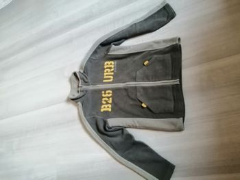 Veste polaire 8 ans