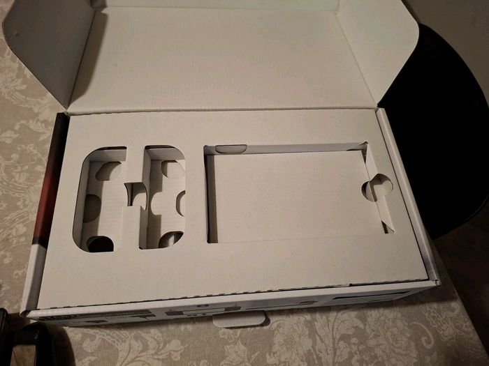 Nintendo Switch 32 Go Console avec Manettes Joy-Con Grises Non Patché - photo numéro 6