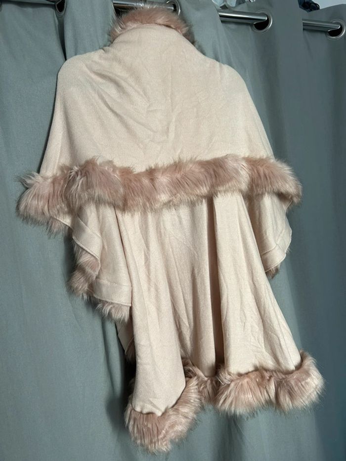 Veste fausse fourrure - photo numéro 4