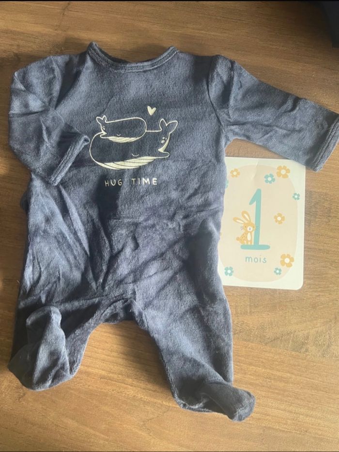 Pyjama velours  1 mois