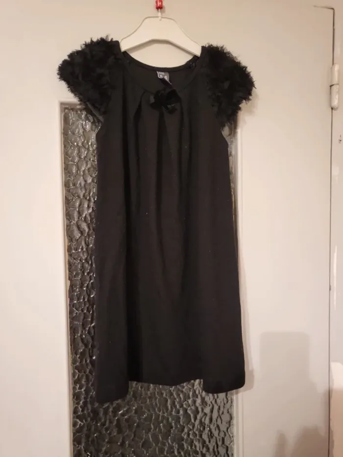 Robe noir