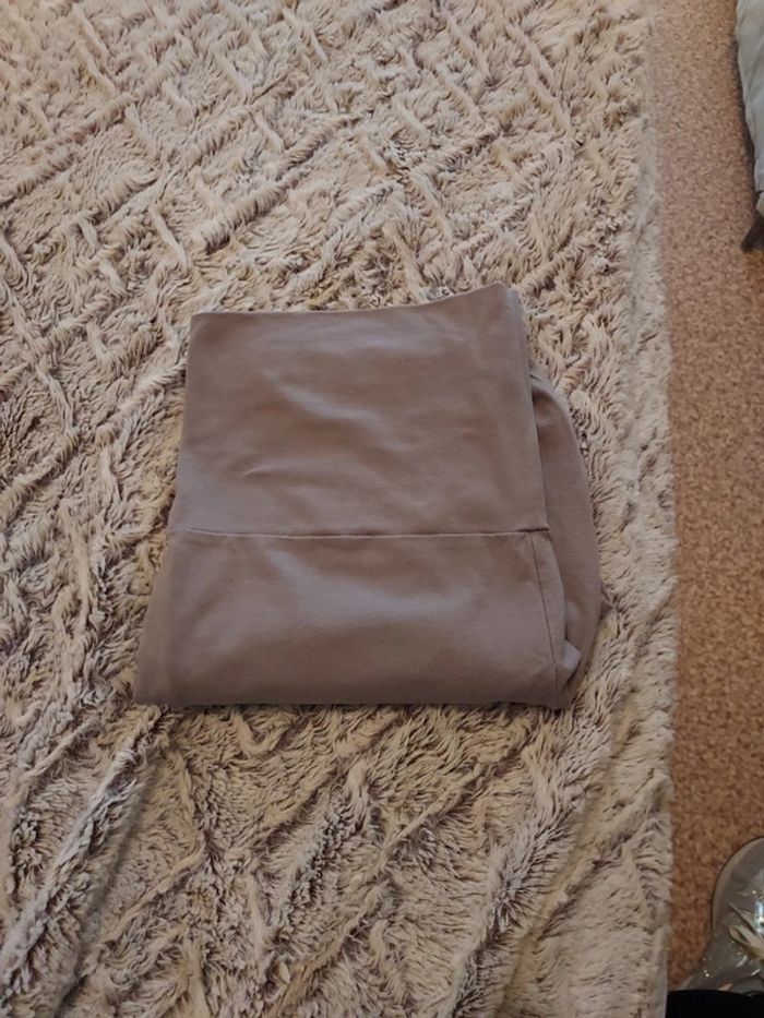 Lot de 4 Pantalons maternité + tee-shirt XL - photo numéro 7