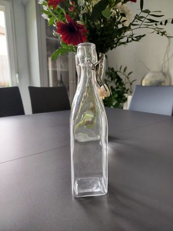 Bouteille verre carrée