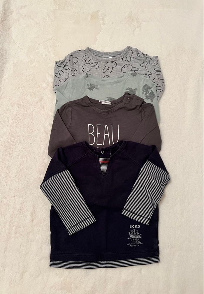 Lot vêtement taille 12 mois