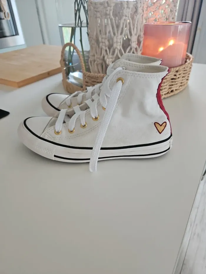 Converse - photo numéro 2