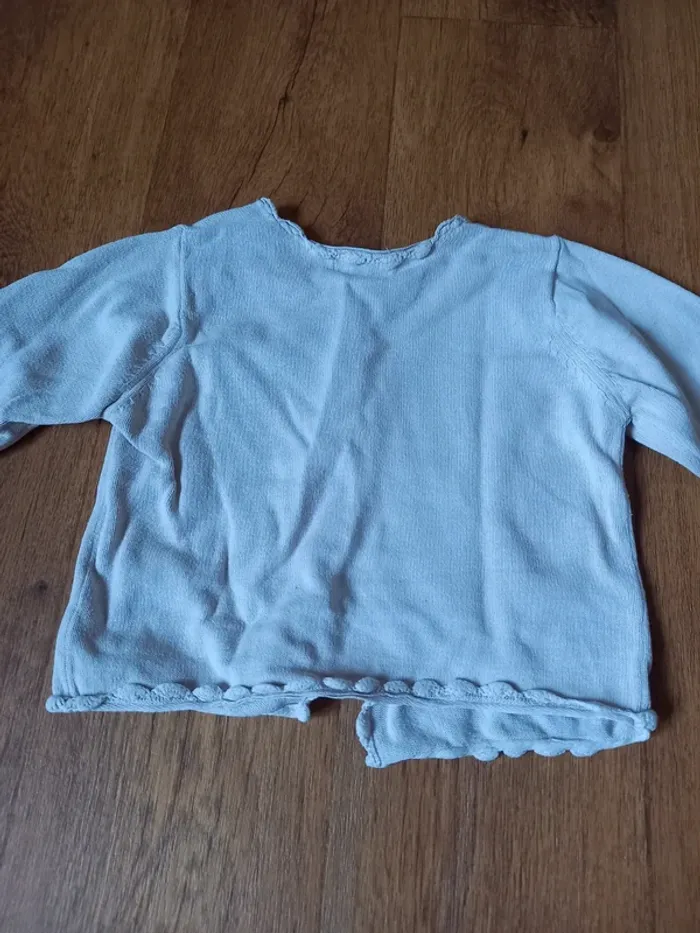 Lot gilets 18 mois - photo numéro 6