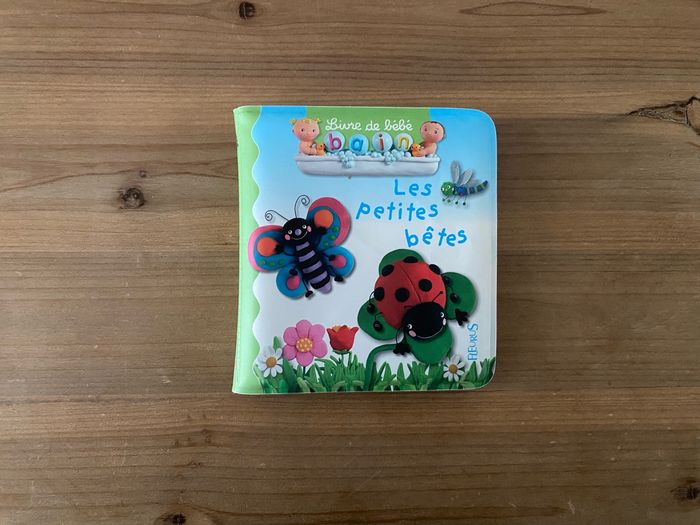 Livre de bain les petites bêtes Fleurus