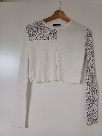 Pull croc top blanc fleur bleue M