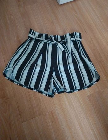 Lot 4 shorts