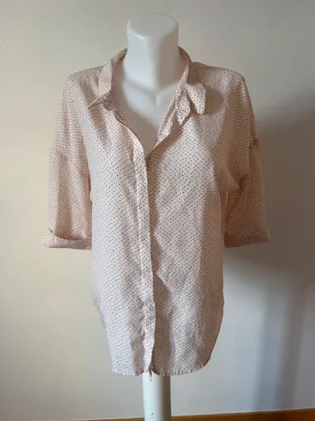 Blouse rose pale en très bon état taille 38-40 promod
