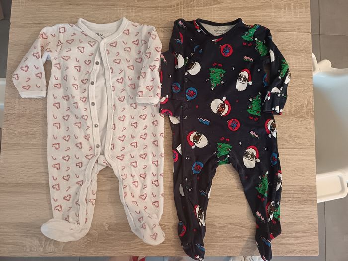 Lot pyjama Noël - photo numéro 3