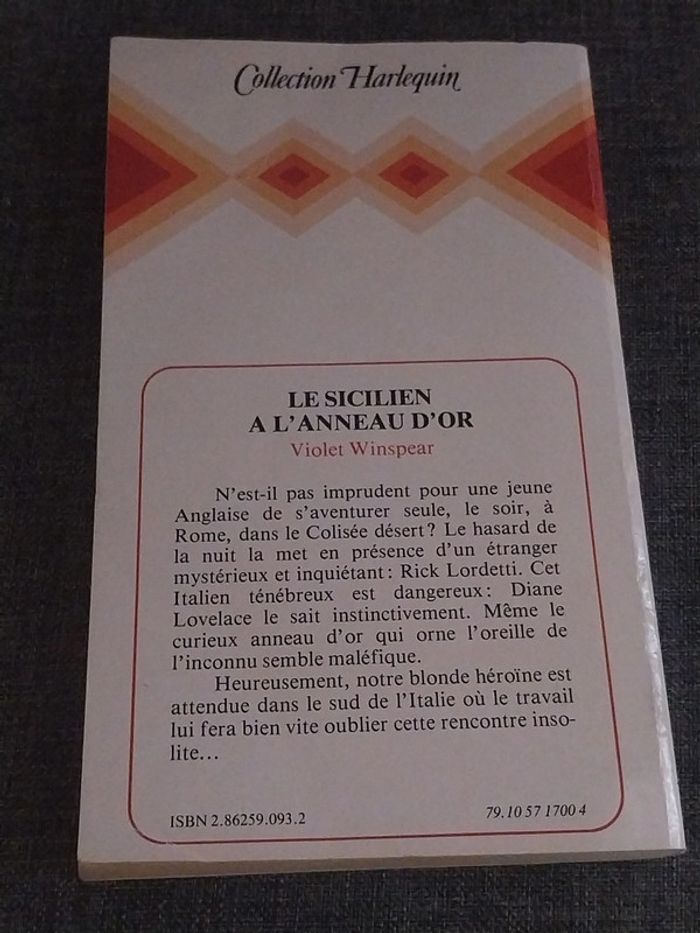 Le Sicilien à l'anneau d'or Violet Winspear 1979 Harlequin - photo numéro 2