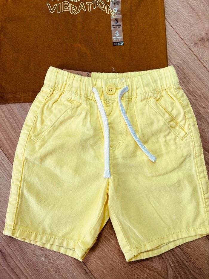 Taille 3 ans ensemble été 2 pièces garçon Kiabi camel jaune NEUF * vibration * 💙 - photo numéro 3