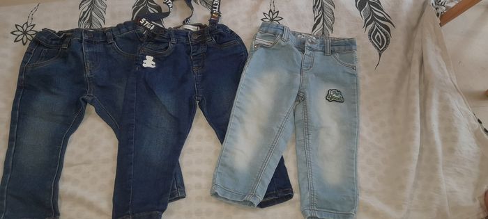 Lot de 3 jeans 18 mois