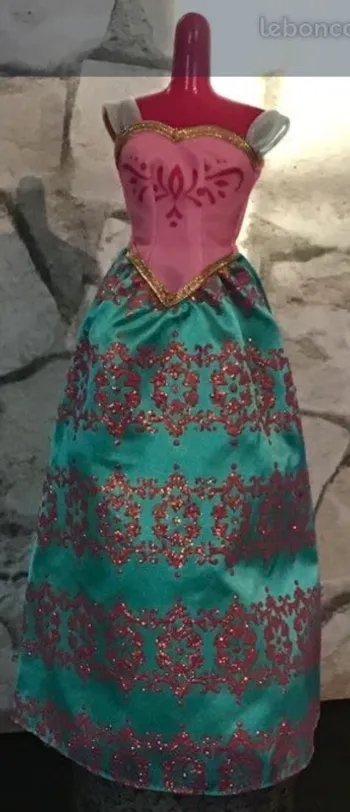 Robe poupée
