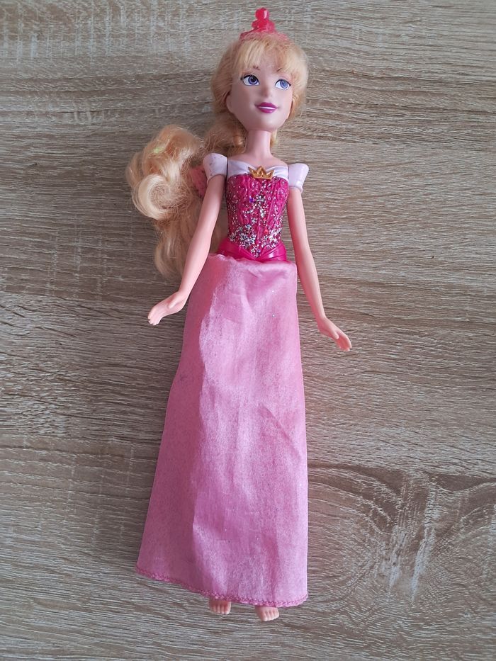 Poupee la belle au bois dormant : aurore