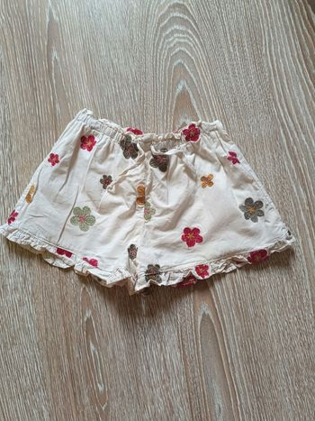 Short broderie Zara 4 ans