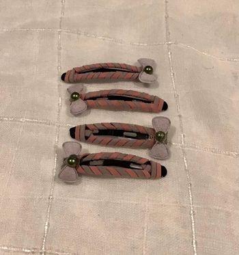 4 barrettes cheveux rose et lila avec petit Noeuds