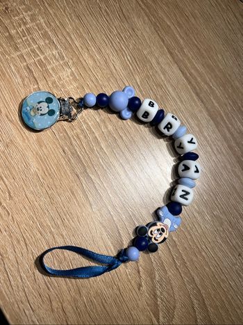 Attache tétine Mickey