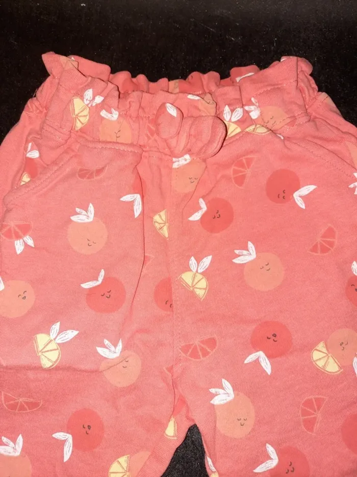 2 pantalons 9 mois - photo numéro 5