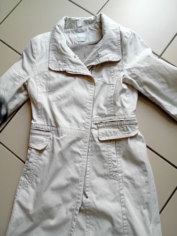 Trench de couleur crème de la marque camaïeu