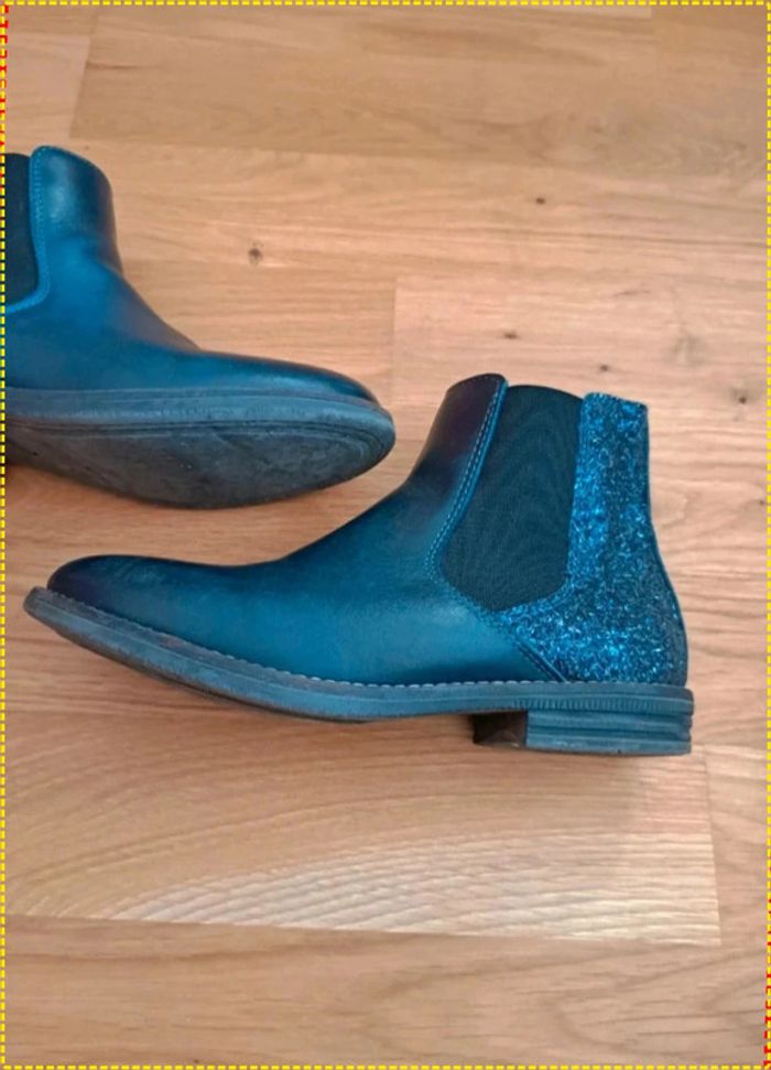 Bottines dessus cuir 33 bleues nuit avec paillettes taille 33