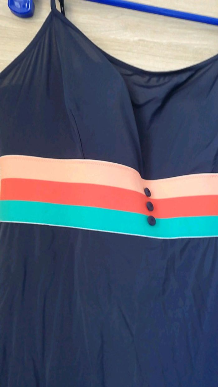 Nuisette bleu - photo numéro 2