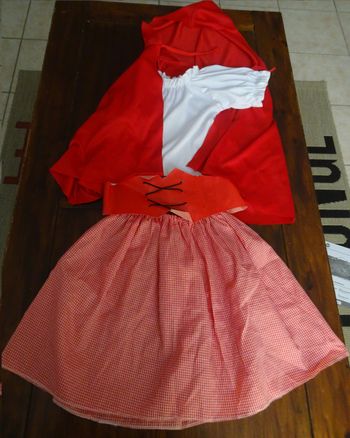 Déguisement Petit chaperon rouge enfant 6 / 8 ans