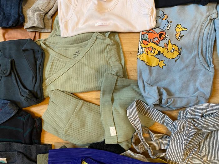 Lot de vêtements 3/6/9mois - photo numéro 2