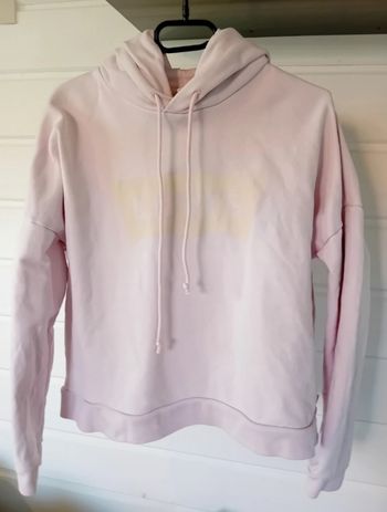 Sweat levis