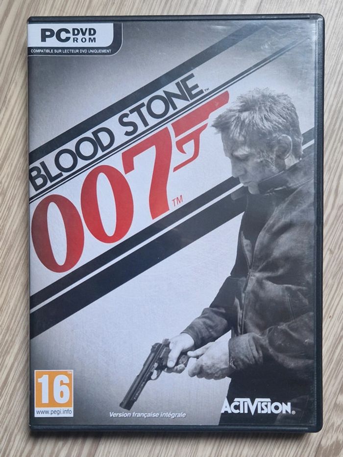 Livres James Bond - photo numéro 2