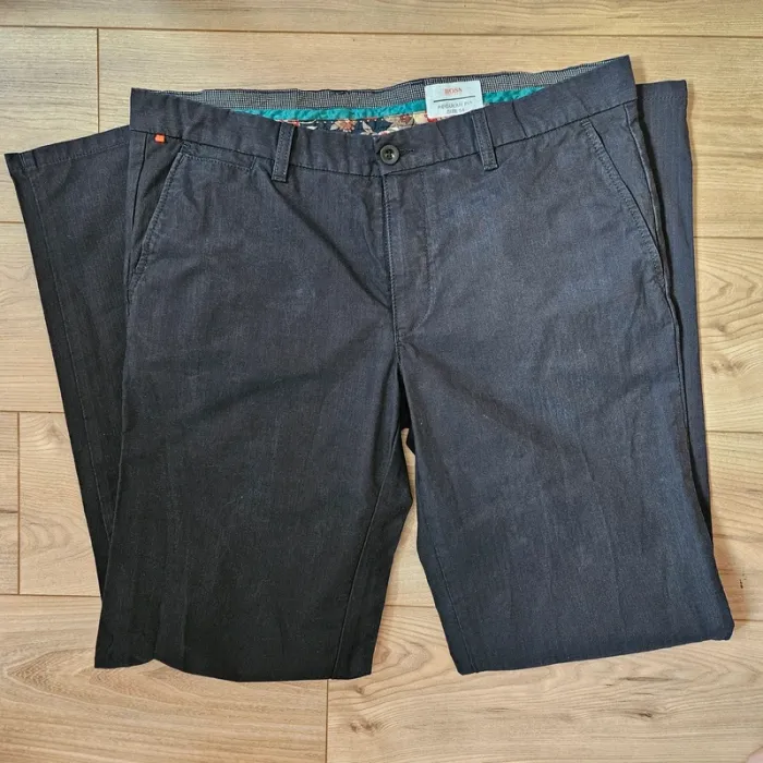 Pantalon noir Boss 54 - photo numéro 3