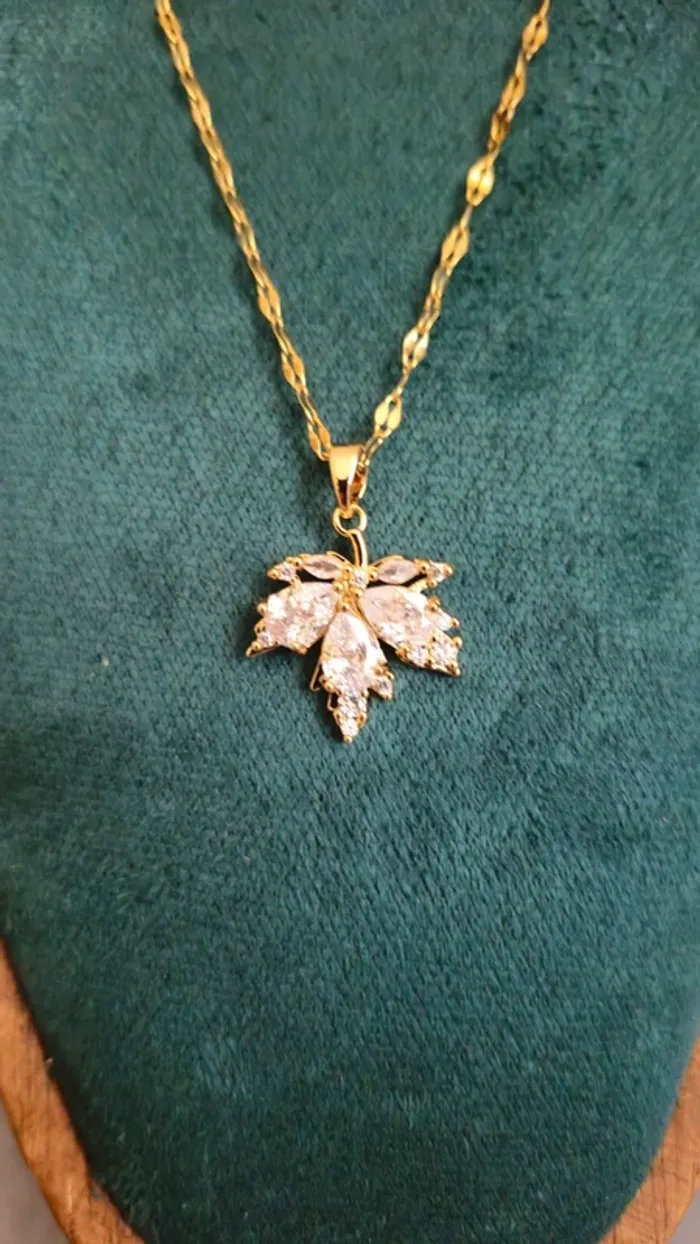 Lot de bijoux érable