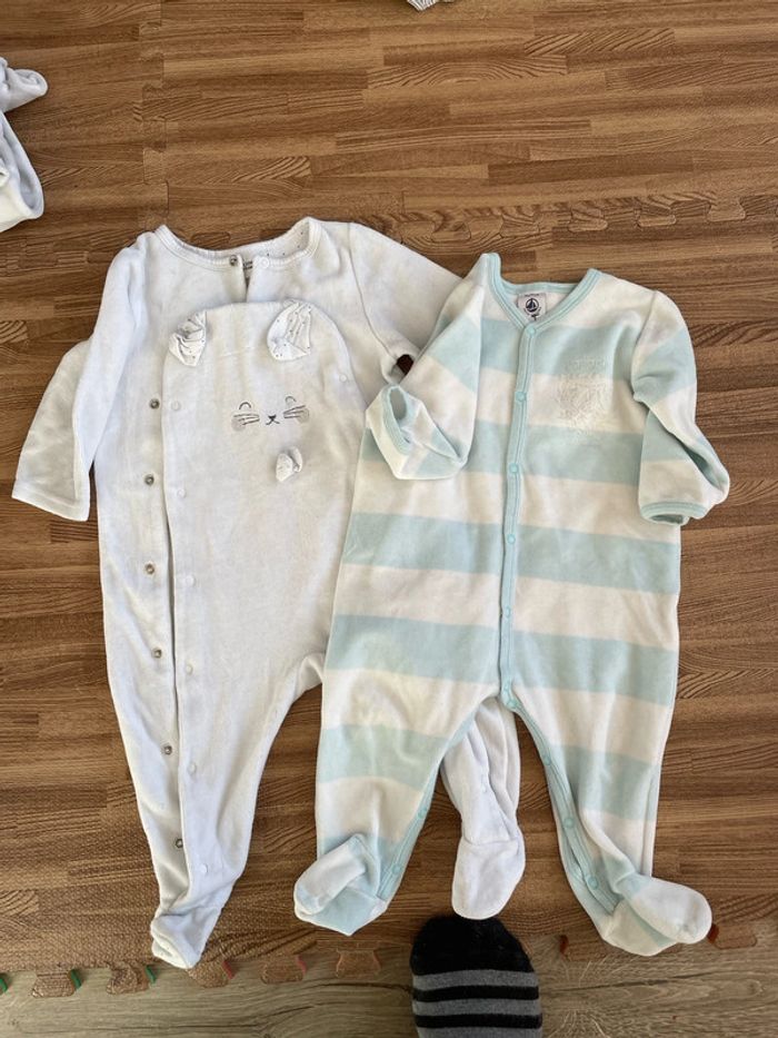 Lot pyjamas 9 mois