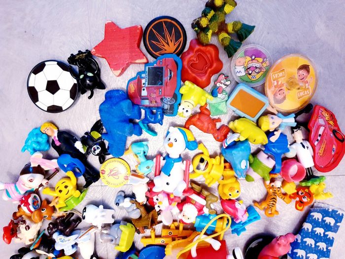 Lot jouets - photo numéro 2